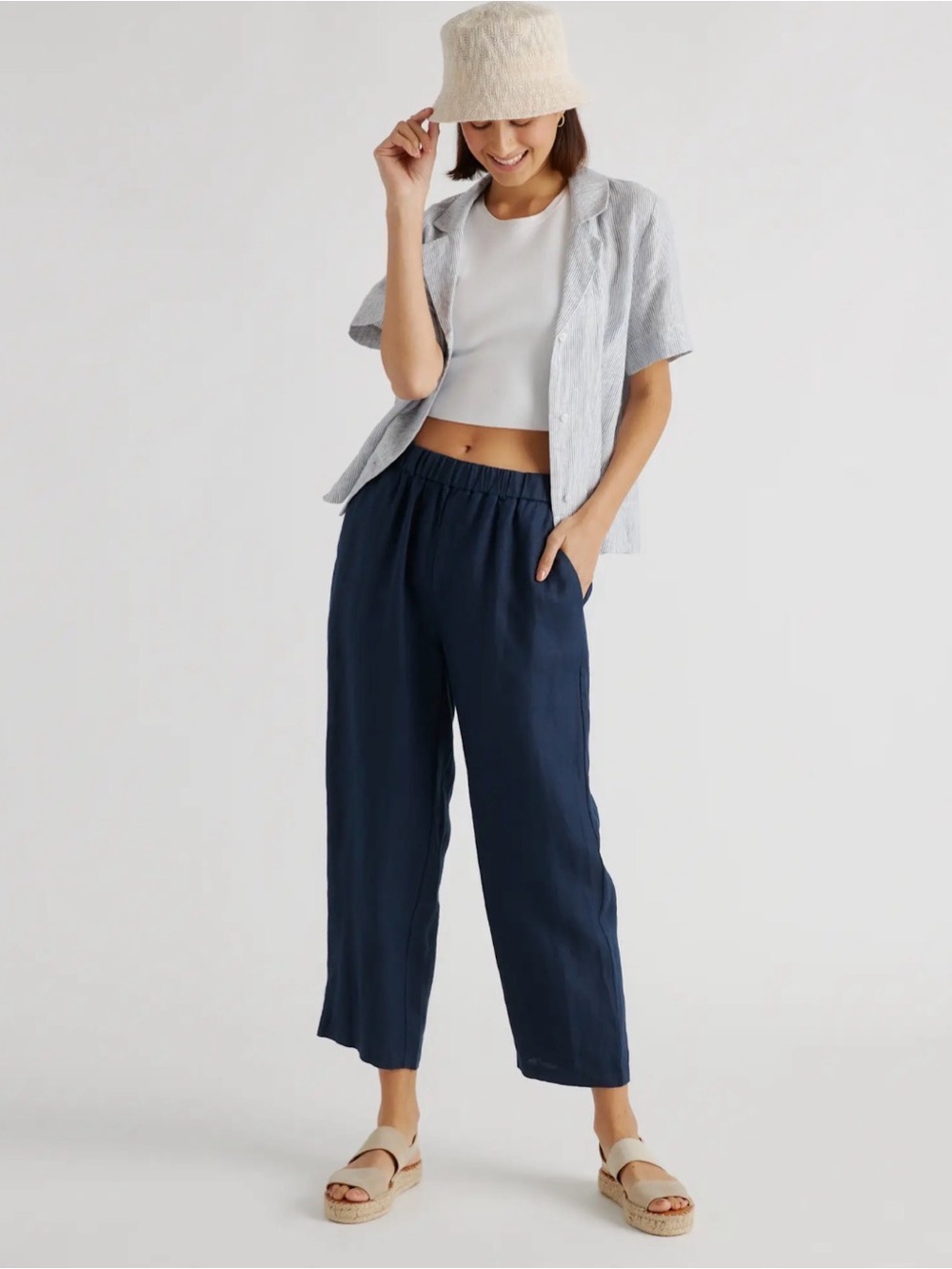 Quince Women’s 100% European Linen Pants, M, Deep Navy color - Picture 8 of 9